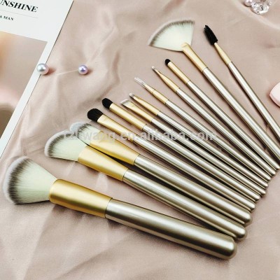 Popular Factory Wholesale Price Wooden Custom Logo Private Label Fashional Makeup Brush Set Professional